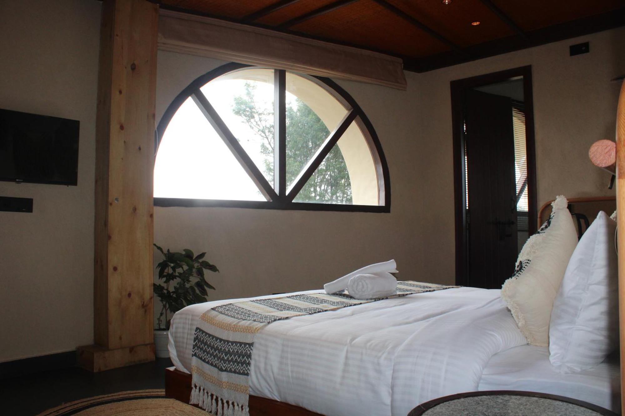 فندق Himalayan Hobbit House المورا المظهر الخارجي الصورة